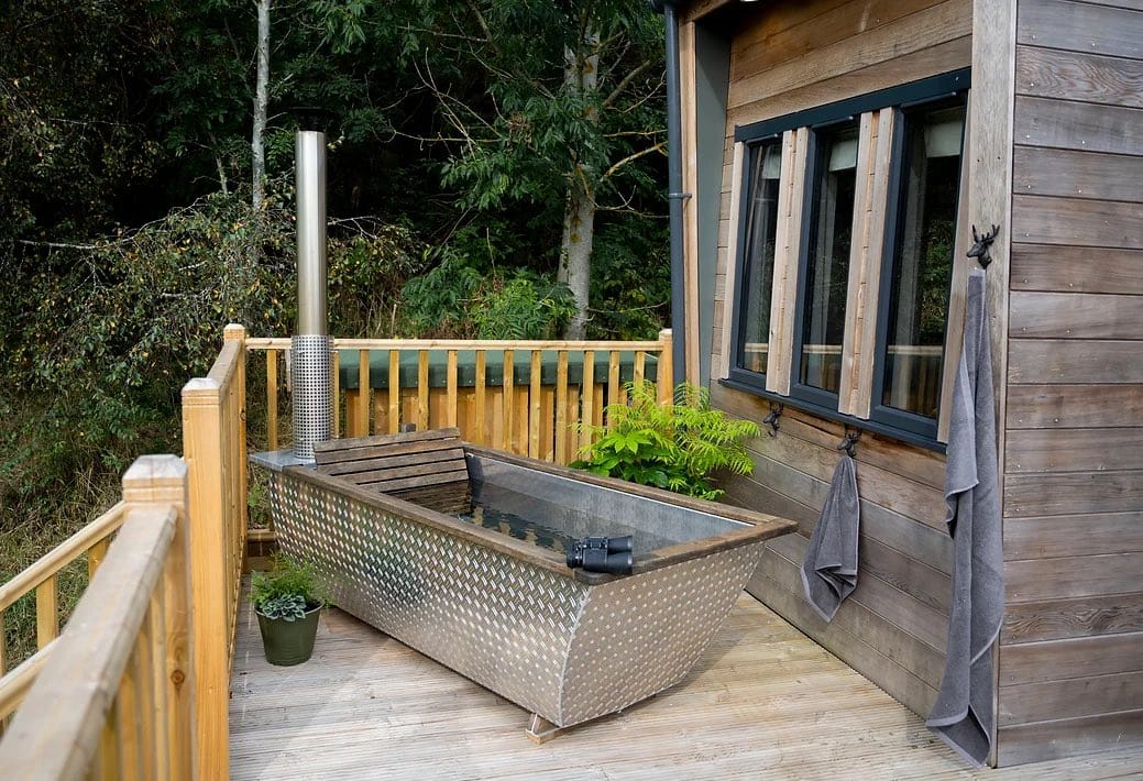 Tiny Homes Hot Tub (Photo by Phil Wilkinson Photography)